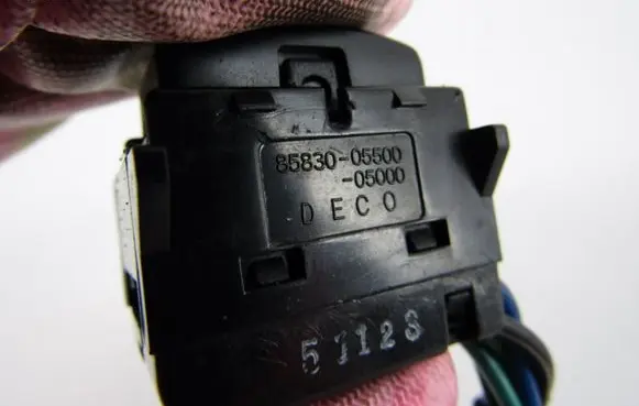 SsangYong Musso Electric window control switch 8583005500