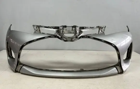 Toyota Yaris Front bumper 521190U927 521190D660