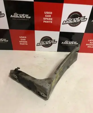 Audi A4 S4 B6 8E 8H Front bumper mounting bracket 8E0821137B