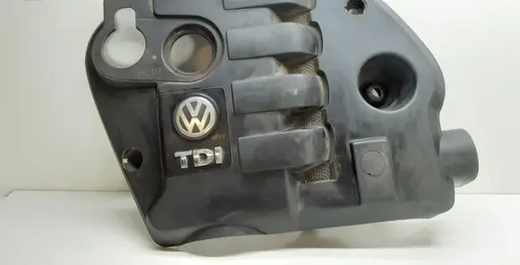 Volkswagen PASSAT B5.5 Engine cover (trim) 038103925