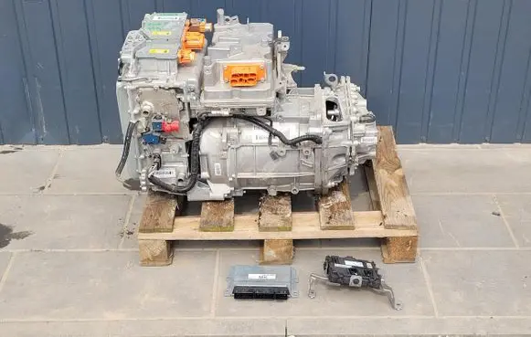 Renault Zoe Electric car motor 290V74207R