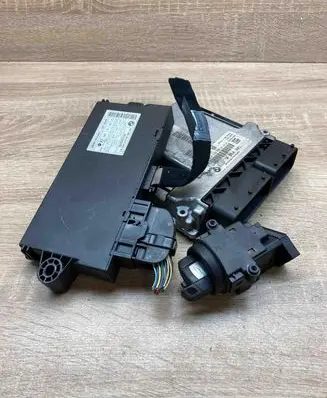 BMW 3 E90 E91 Engine ECU kit and lock set 7810001 9147185 6954722