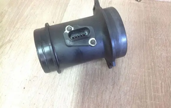 Audi A6 S6 C6 4F Mass air flow meter 059906461K