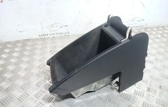Volkswagen PASSAT B7 Glove box central console 3C0863071
