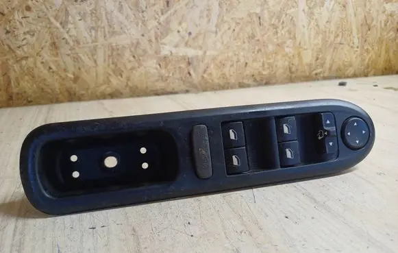 Peugeot 407 Electric window control switch 96468704XT 53269735 201231004
