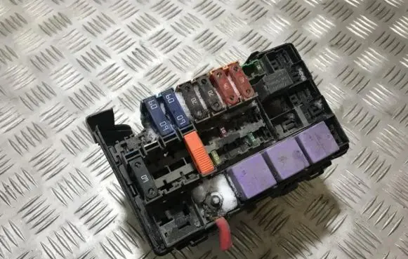 Renault Laguna II Fuse box set 8200003059 318003100