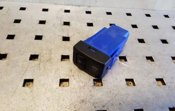 Mazda Premacy Headlight level height control switch BJ3D