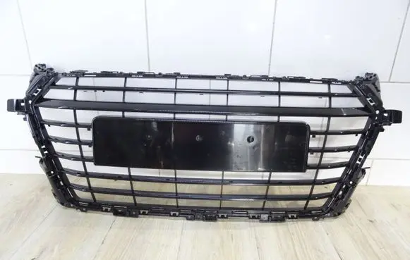 Audi TT TTS RS Mk3 8S Front bumper upper radiator grill 8S0853651
