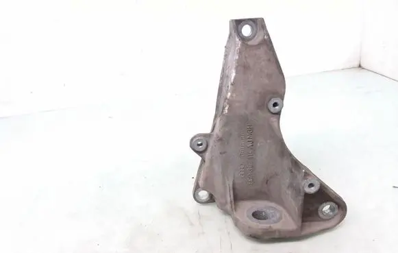 Audi A4 S4 B5 8D Gearbox mounting bracket 8D0399114AJ