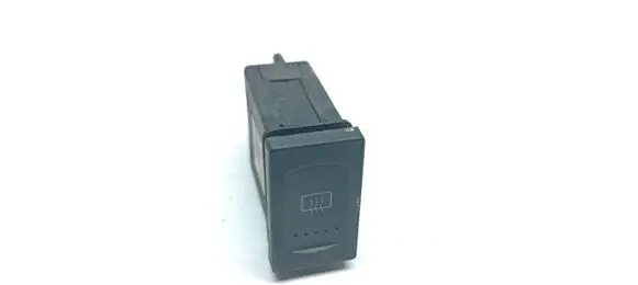 Volkswagen PASSAT B5 Windscreen/window heater switch 3B0959621C