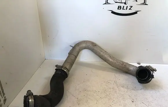 Intercooler hose/pipe