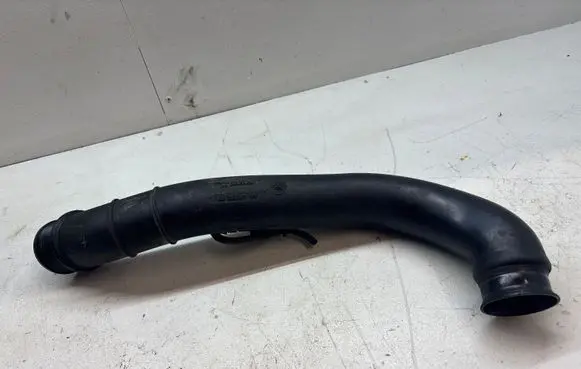 Volvo S40, V40 Intercooler hose/pipe 30620813