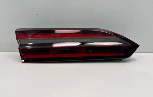 BMW 5 G60 G61 Tailgate rear/tail lights 8086055