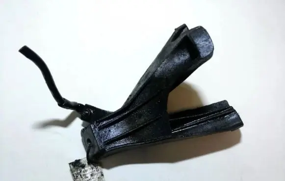 Audi A6 S6 C6 4F Engine mounting bracket 4f0199307
