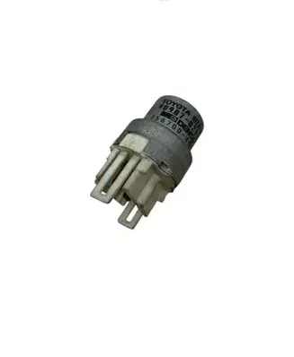 Lexus IS 200-300 Other relay 9098702004 0567004810