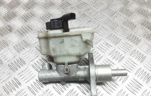 Volkswagen Touran I Master brake cylinder 1K1611301C