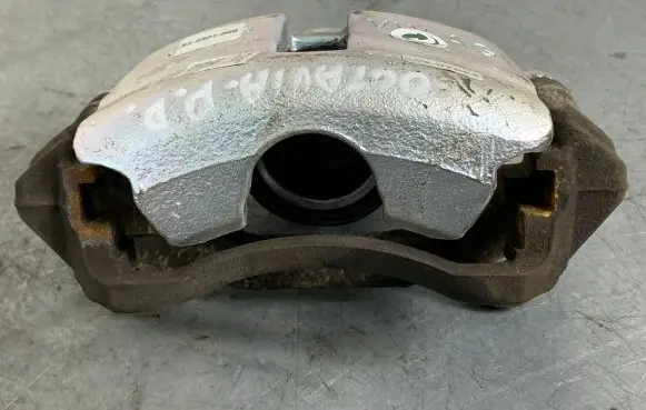Skoda Octavia Mk3 (5E) Front brake caliper