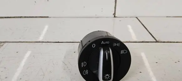 Volkswagen Touran II Light switch 3C8941431A