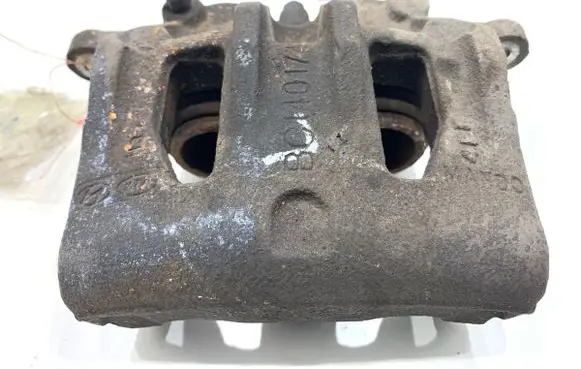Hyundai Santa Fe Front brake caliper 