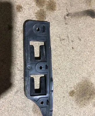 Volkswagen Jetta V Front bumper mounting bracket 1k0807164