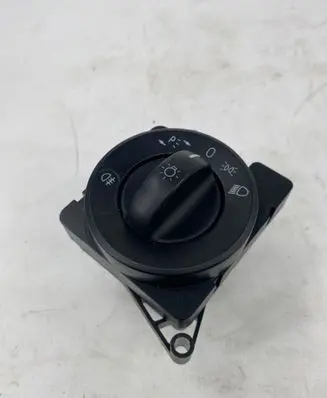 Mercedes-Benz Sprinter W906 Light switch A9065450504 ZGS002 1157703