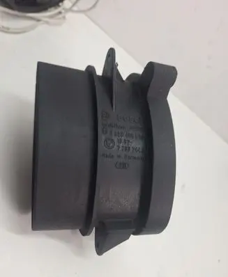 BMW 5 E60 E61 Mass air flow meter 77887440