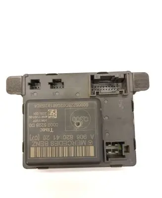 Mercedes-Benz Sprinter W906 Door control unit/module A9068204126