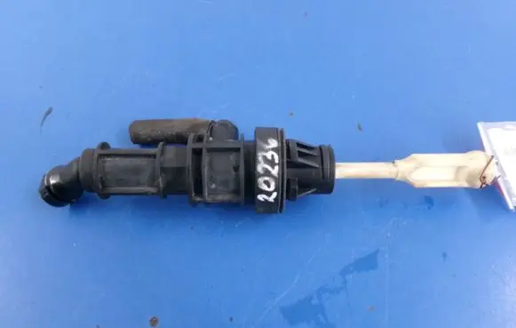Jeep Compass Central locking vacuum pump 05106043AB