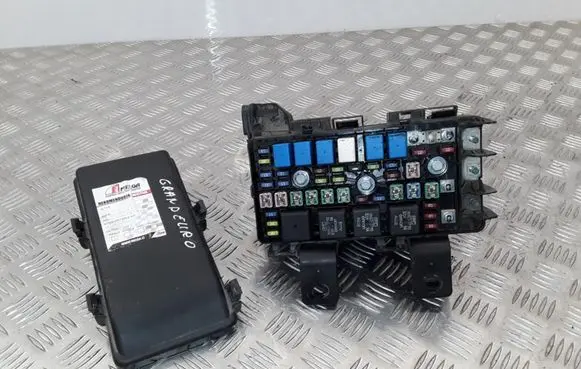 Hyundai Grandeur Fuse module 919503K540 919503K510 050724