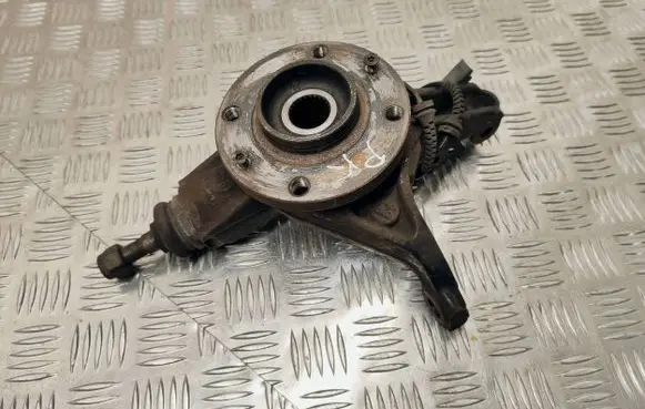 Peugeot 3008 I Front wheel hub