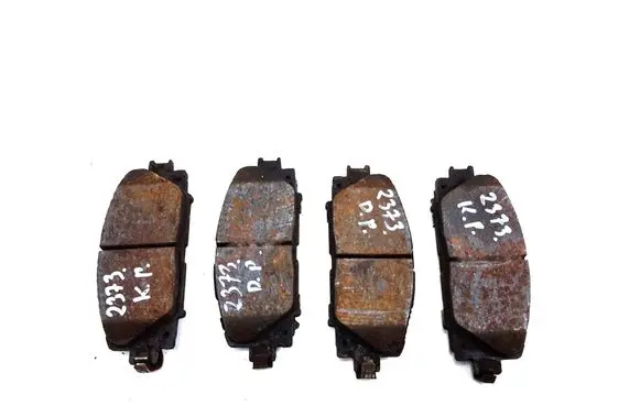 Toyota Prius (XW50) Brake pads (front) 0446547090