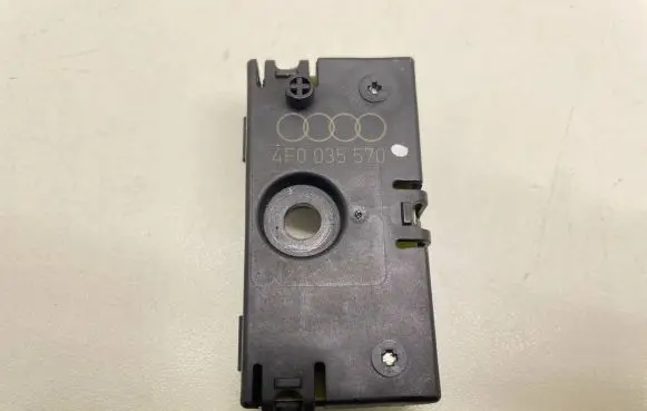 Audi A6 S6 C6 4F Antenna control unit 4F0035570
