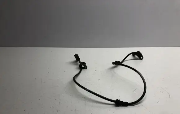 Mercedes-Benz E W212 ABS brake wheel speed sensor A2125400117