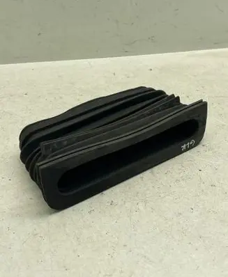 Mercedes-Benz GLK (X204) Air intake duct part A2045050161
