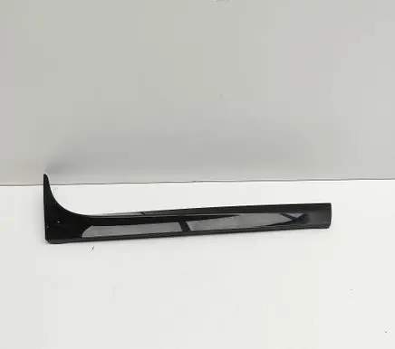 Volkswagen PASSAT B8 Tailgate trim 3G9805945