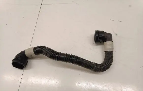 Tesla Model 3 Engine coolant pipe/hose 107759900D