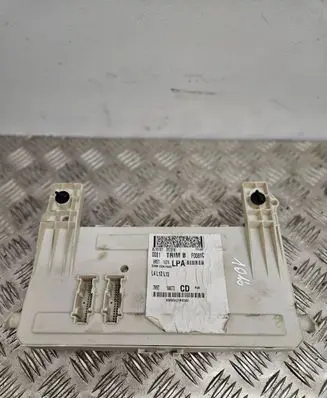 Ford Focus Fuse module 7M5T14A073 080916 F0081C