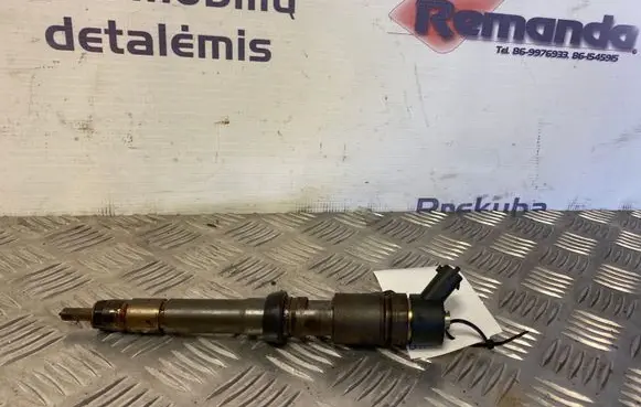 Iveco Daily 5th gen Fuel injector 504389548