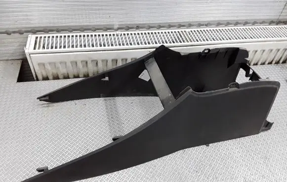 Mercedes-Benz Vaneo W414 Center console