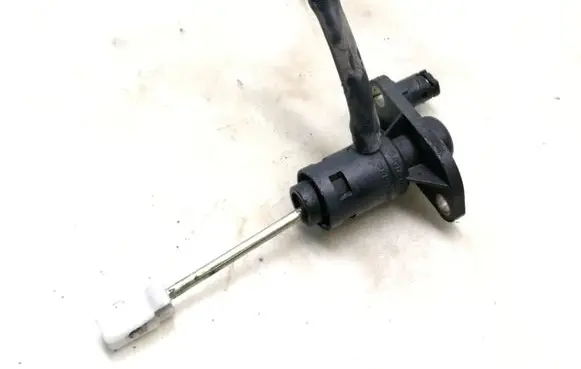 Audi A4 S4 B6 8E 8H Clutch slave cylinder 8E1721401S