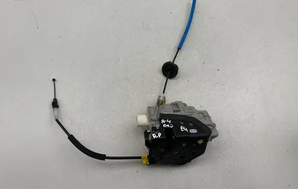 Audi A4 S4 B8 8K Front door lock