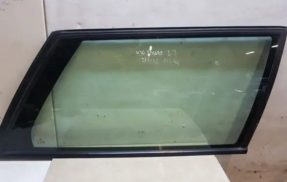 Volkswagen PASSAT B3 Rear side window