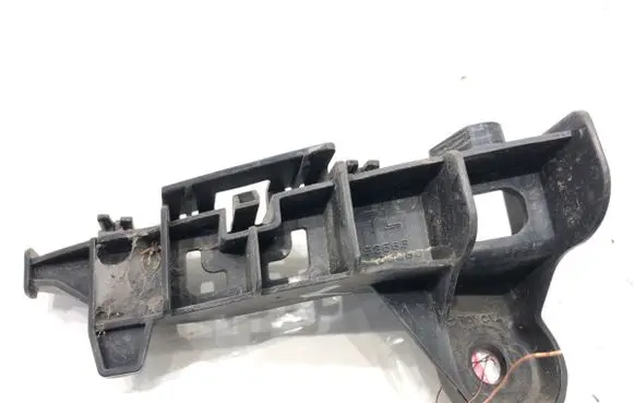 Toyota Camry VIII XV70 Rear bumper mounting bracket 5256333060