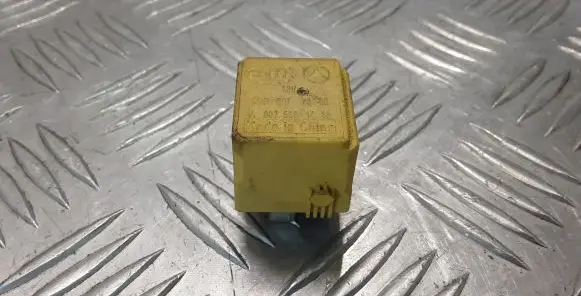 Mercedes-Benz Vito Viano W639 Other relay A0025421419