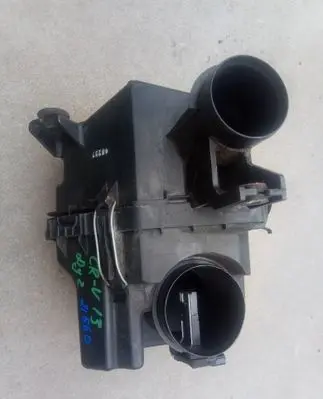 Honda CR-V Air filter box