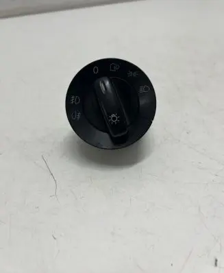 Volkswagen PASSAT B6 Light switch 1K0941431N