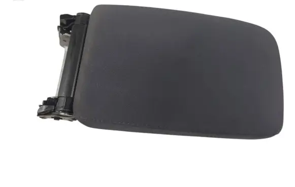 Volkswagen Golf V Armrest 