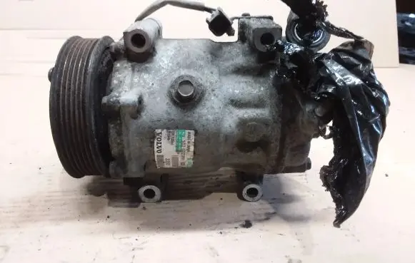 Volvo V70 Air conditioning (A/C) compressor (pump) 31291821