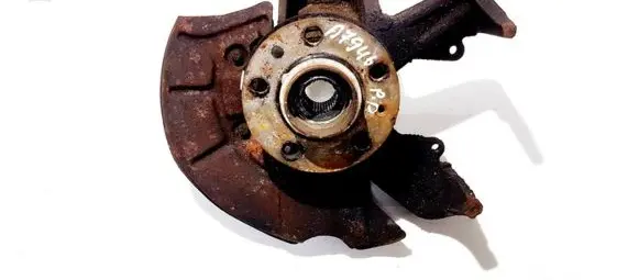 Volkswagen Bora Front wheel hub