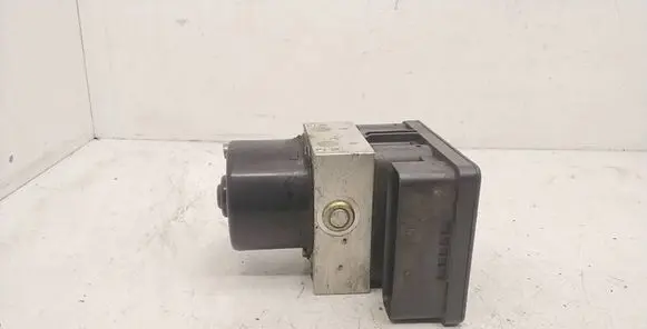 BMW 3 E46 ABS Pump 6759047 10096008113 00008744E1